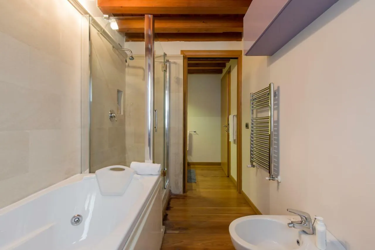 Downtown Apartment Verona Italien