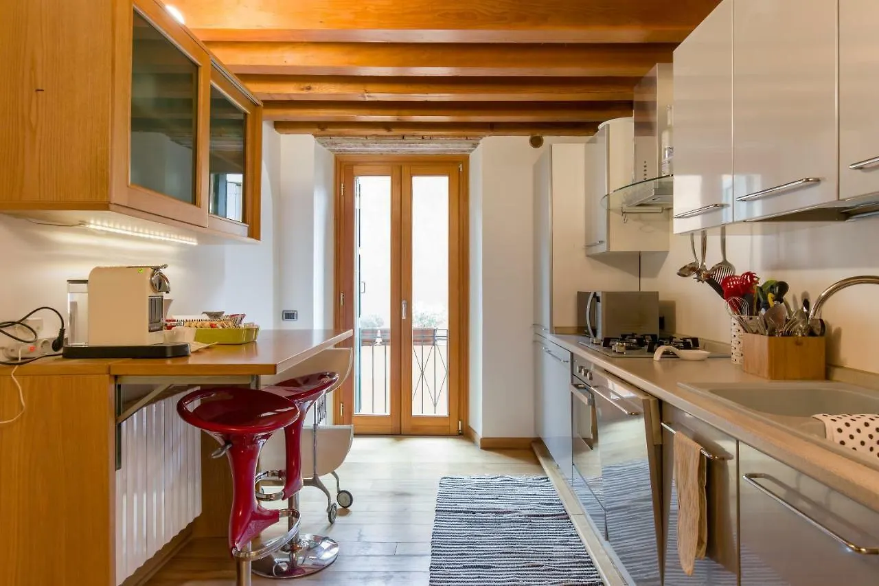 Downtown Apartment Verona